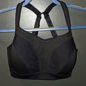 Chantelle 34DDD Convertible Racerback Sports Bra